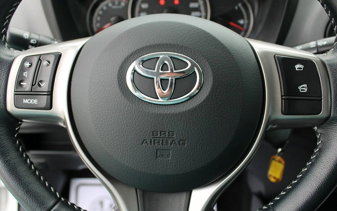 Toyota Yaris cena 35900 przebieg: 78000, rok produkcji 2015 z Blachownia małe 191